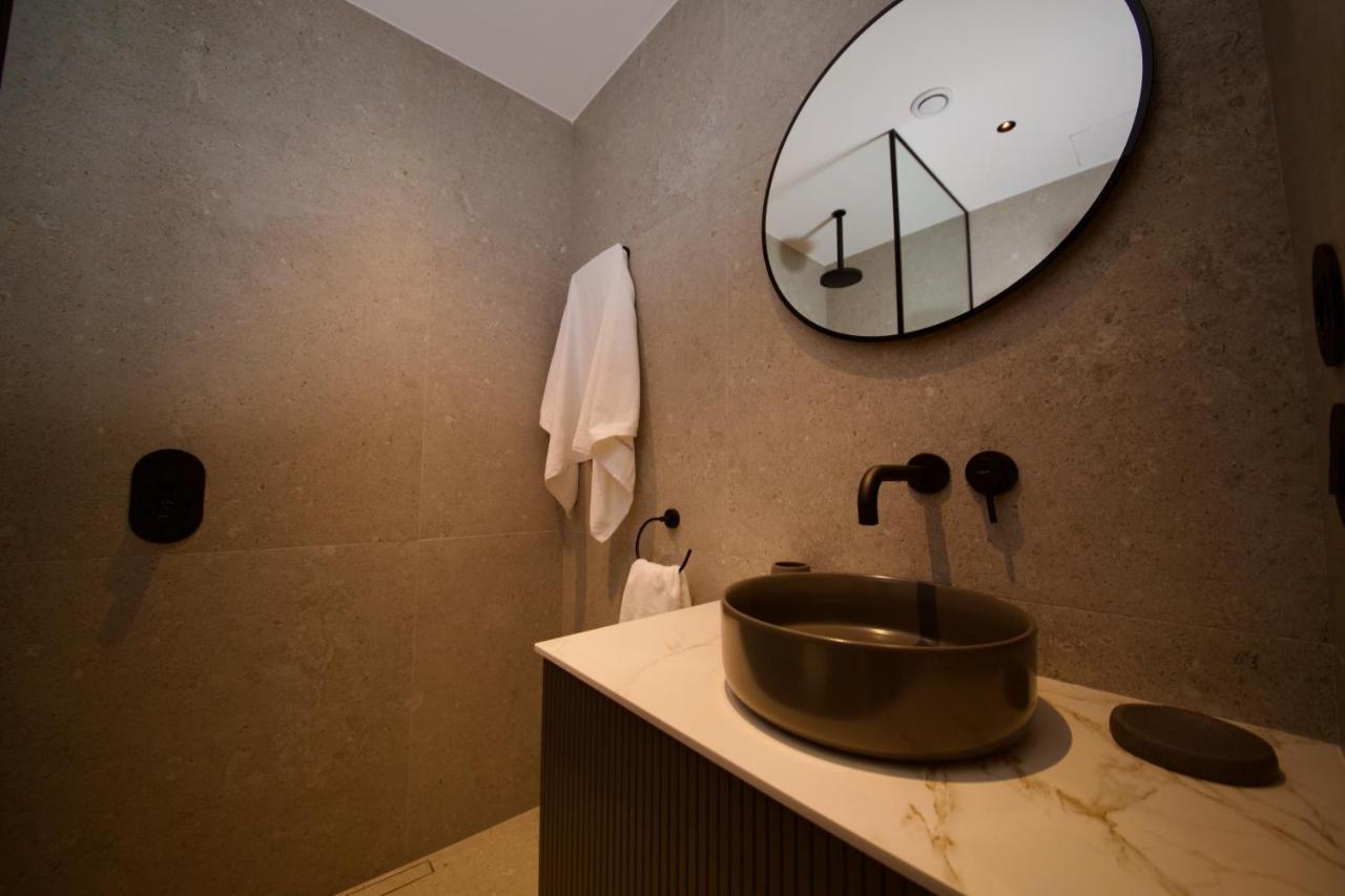 Suite 202 - 1 Bedroom Suite In Amando Perez Suites Ribadeo Eksteriør billede